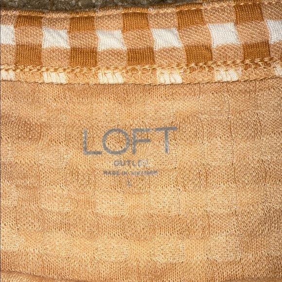 LOFT Beige Gingham Off-Shoulder Blouse - Large - NWT. O - Picture 4 of 6